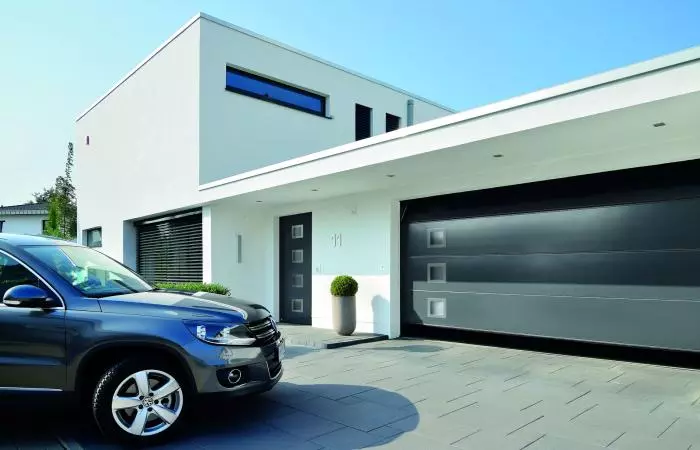 Porte de garage sur mesure