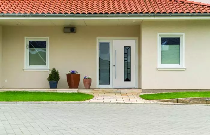 Porte d'entrée sur mesure à Annecy