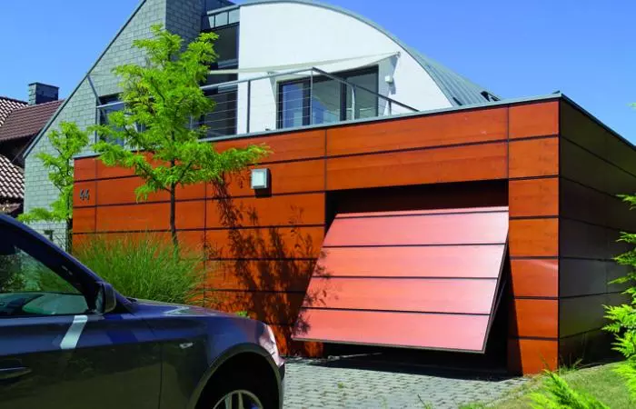 Pose de porte de garage à Annecy