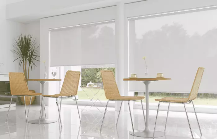 Poser de stores à Annecy