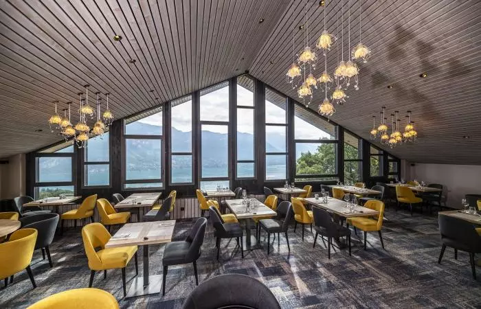 Fenêtres sur mesure pour les pro à Annecy